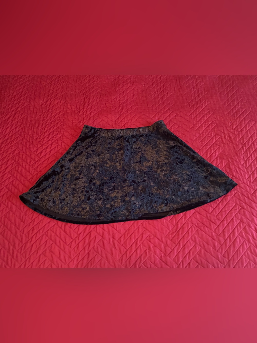 Forever 21 Black Crushed Velvet Circle Skater Skirt